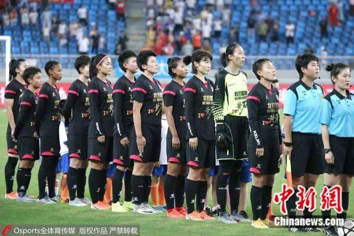 体校排名_体校少年跳水训练图片