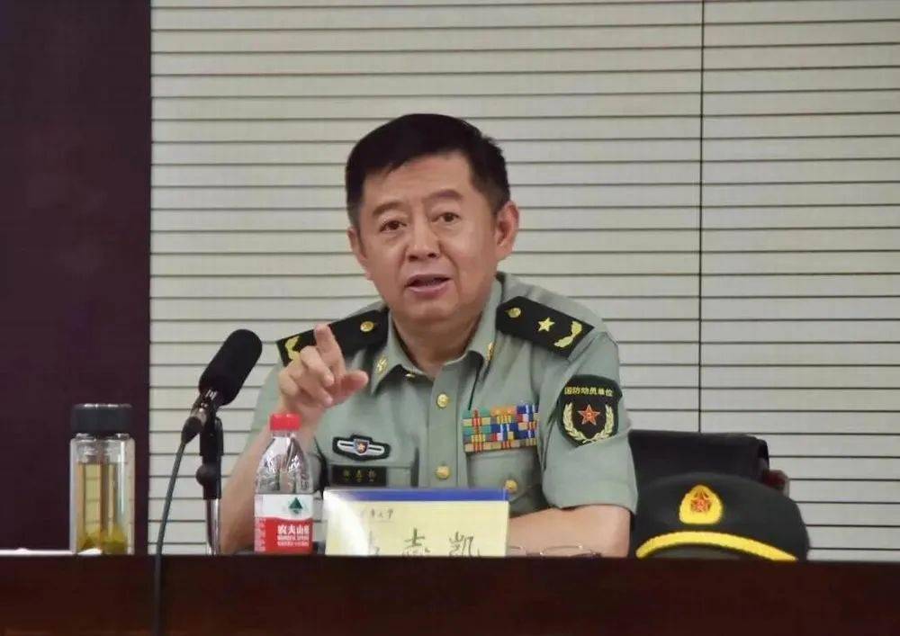 新任重庆市委常委,是一位少将书法家_高步明