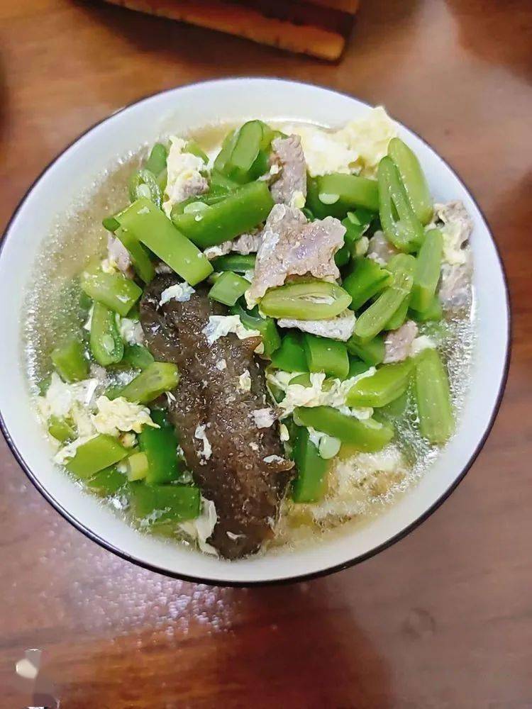 还有鹌鹑蛋黄瓜06做的