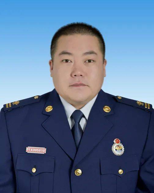 不扛水枪进火场他们也是消防英雄