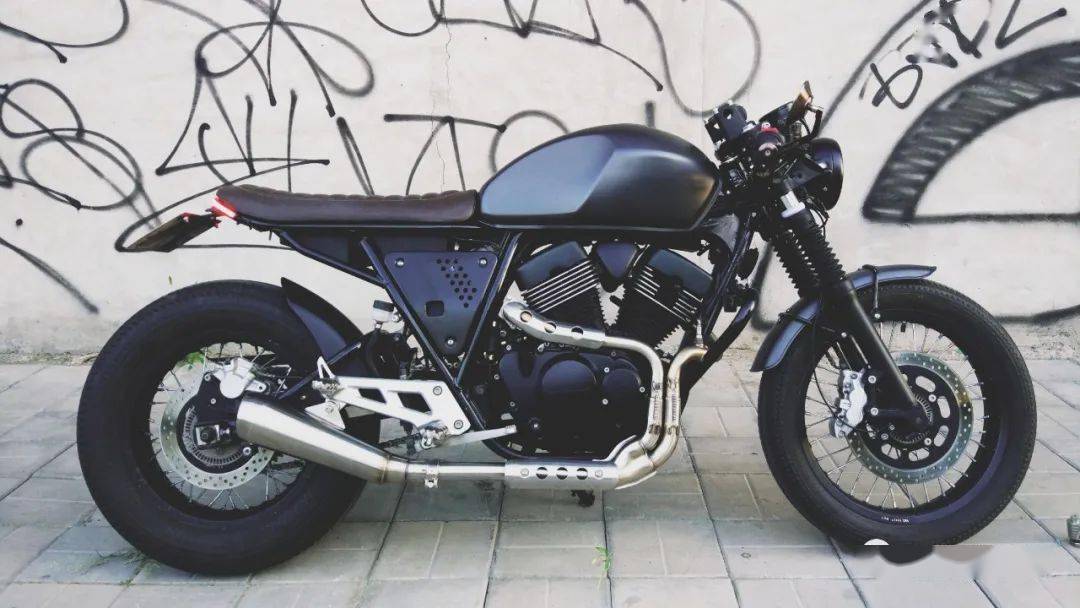 参赛作品148152龙嘉vfr400vespa50