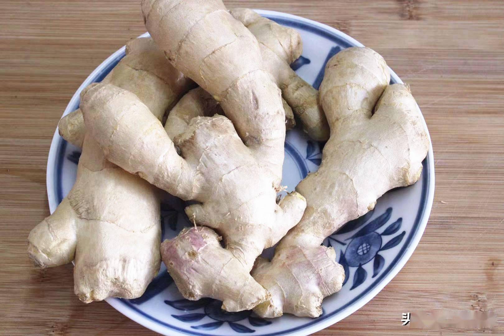 终于知道 每天吃点醋泡生姜有什么好处了 用途花钱买不到 实用 二姐