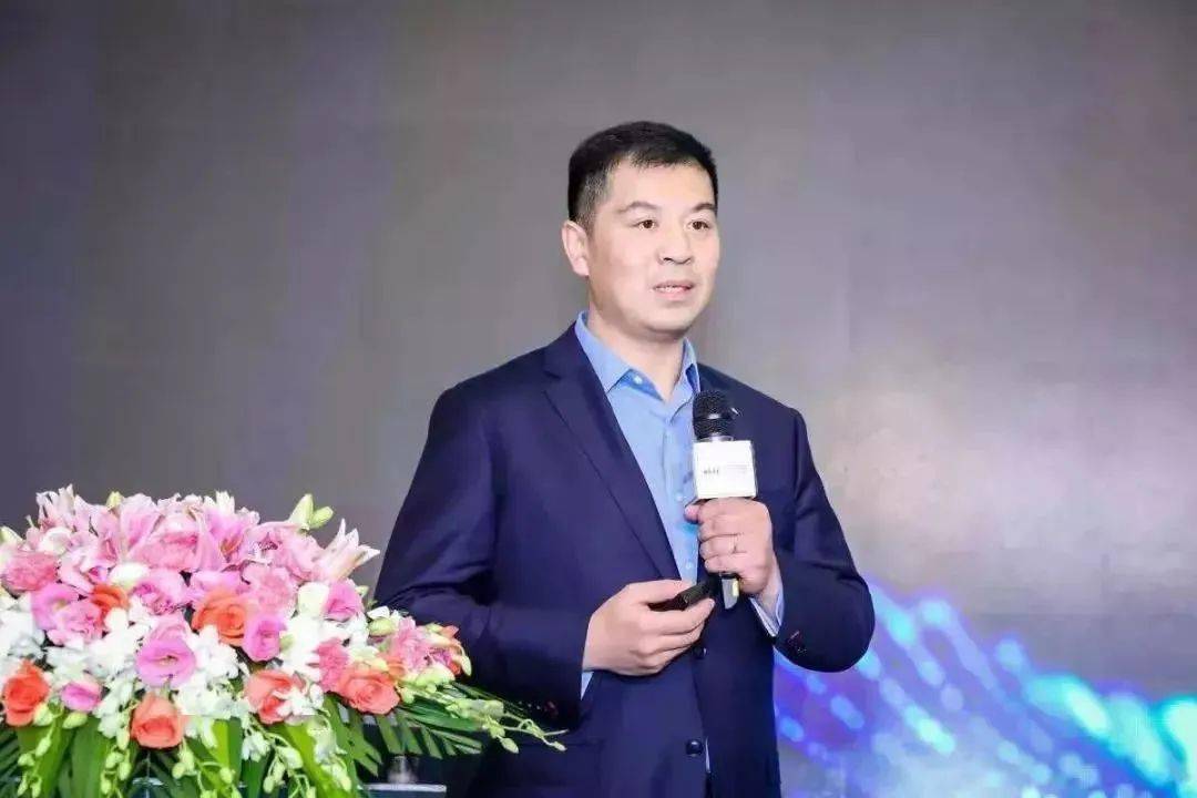 上海燃料电池汽车动力系统有限公司总经理王亚波