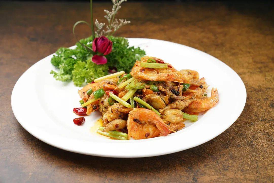 川鲁粤淮阳,闽浙湘本帮您想要的味道这里都有给挑剔的味蕾找到归宿好