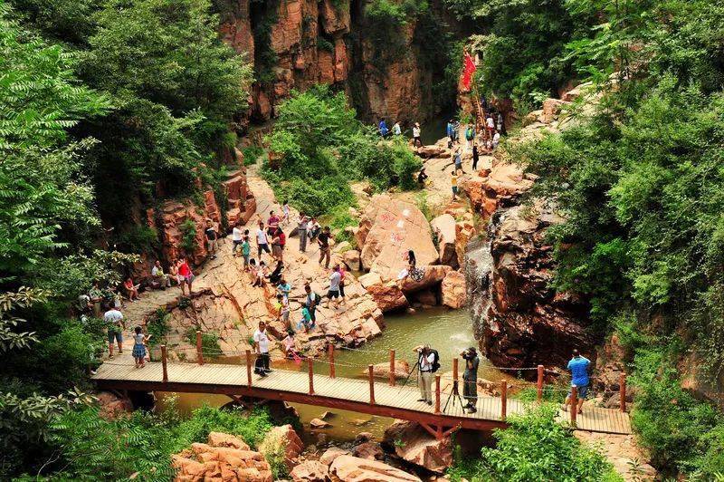 所有女神三八妇女节伏羲山旅游区免门票