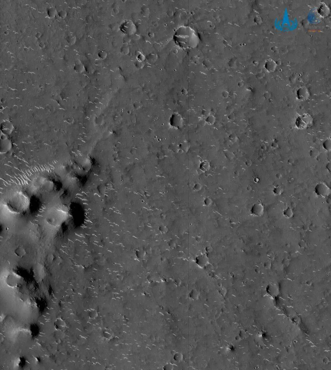 空间站|高清大图来了！火星表面长这样→