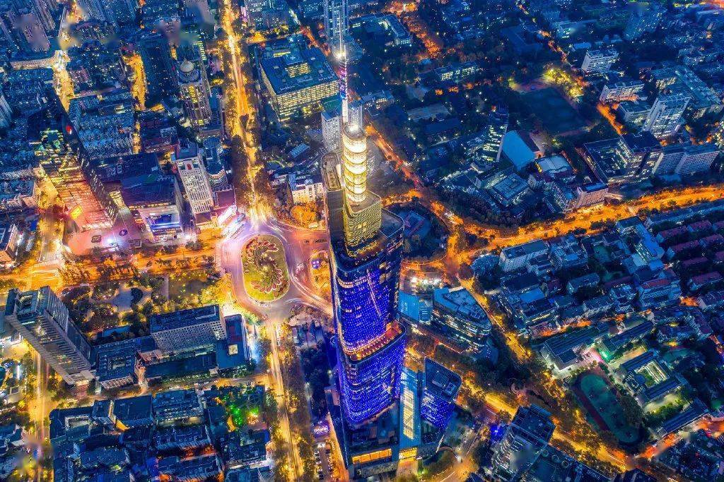 北京跌出GDP十强_北京四合院(2)