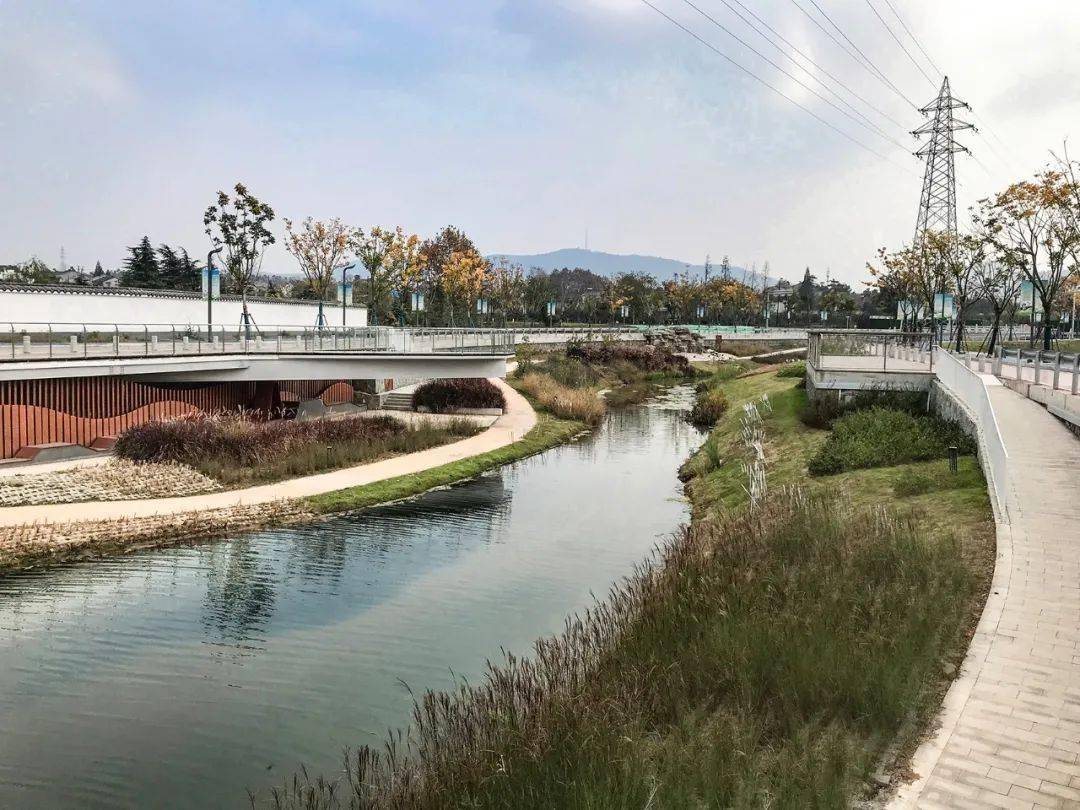 滨水景观让河流回归城市生活的南京玉兰河环境整治工程