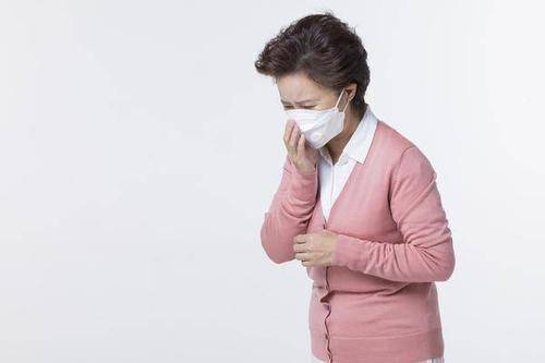 肺部如果不适,头部或许会有4种表现,如果发现,建议及时养肺_身体