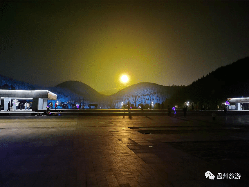 盘州旅游红果中央森林公园美丽夜景等你邂逅