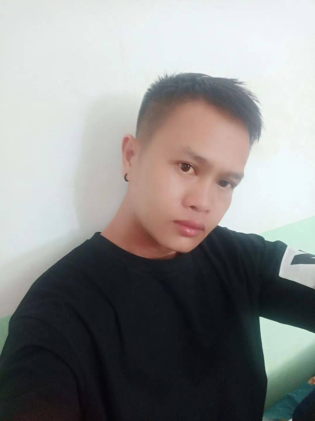 新歌正式发布爱的灵魂岩罕建