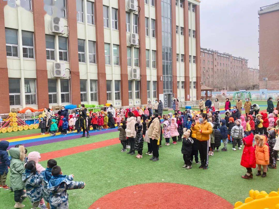 继承优良传统弘扬雷锋精神营口市育才幼儿园开展学雷锋系列文明实践