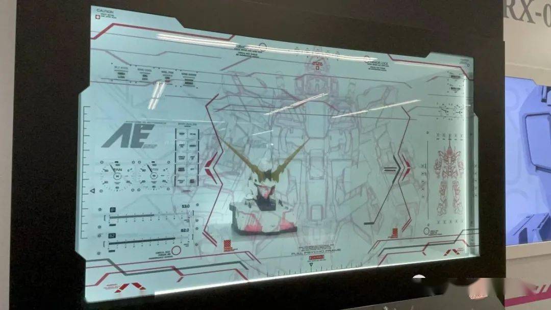 万代21年11月pb网限独角兽高达自动爆甲胸像样品展示播放开关宣传影像