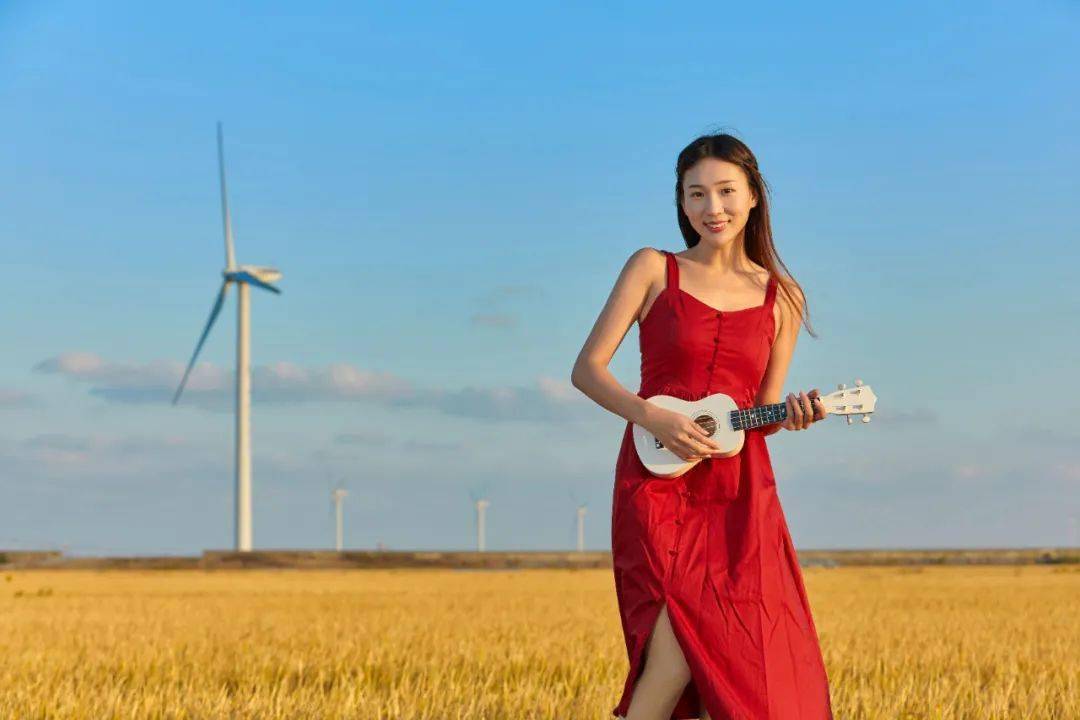 這一天,所有女人都是女神,祝願天下所有女神:芳華自在,笑靨如花!