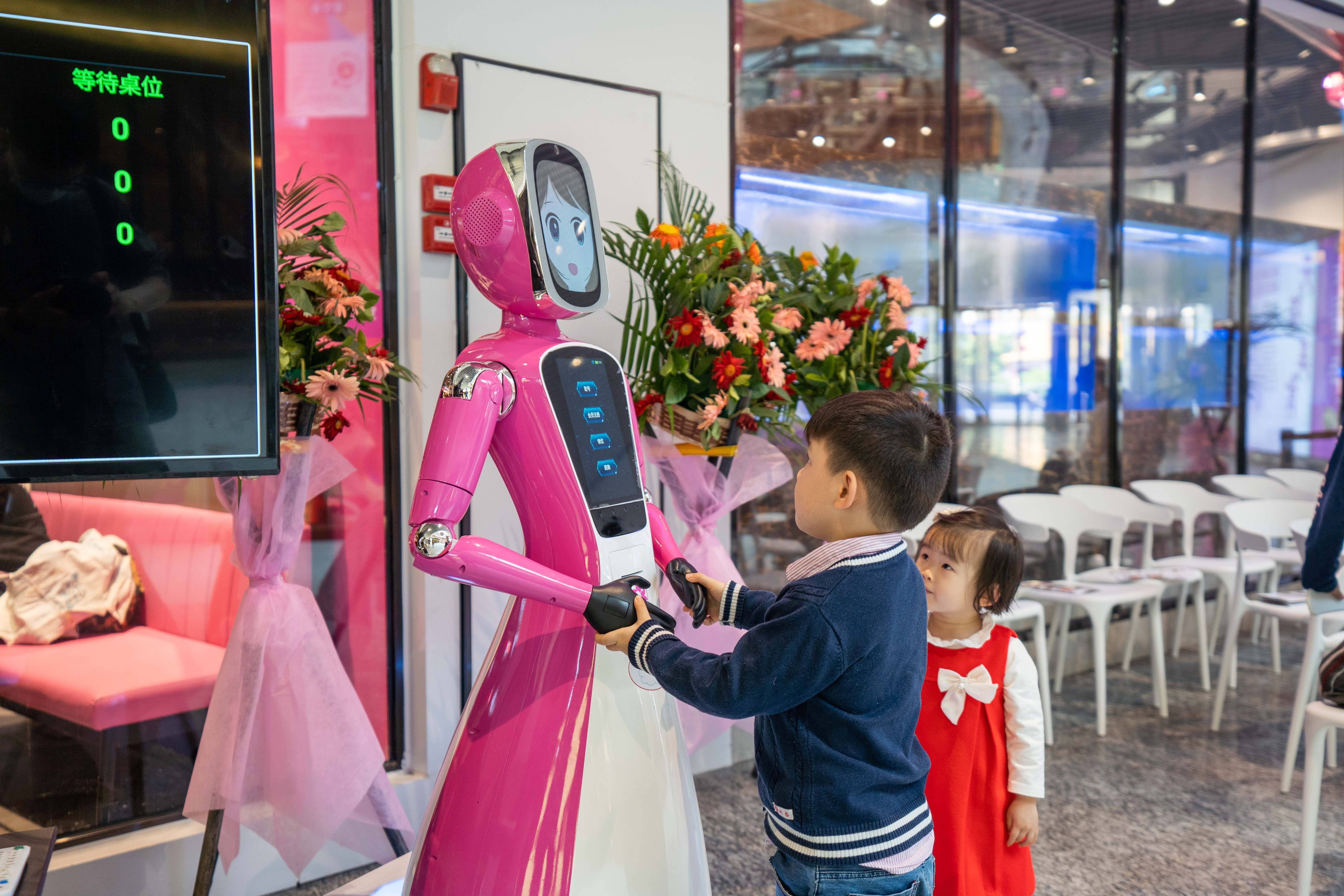 餐饮机器人到底有没有价值_中国机器人网