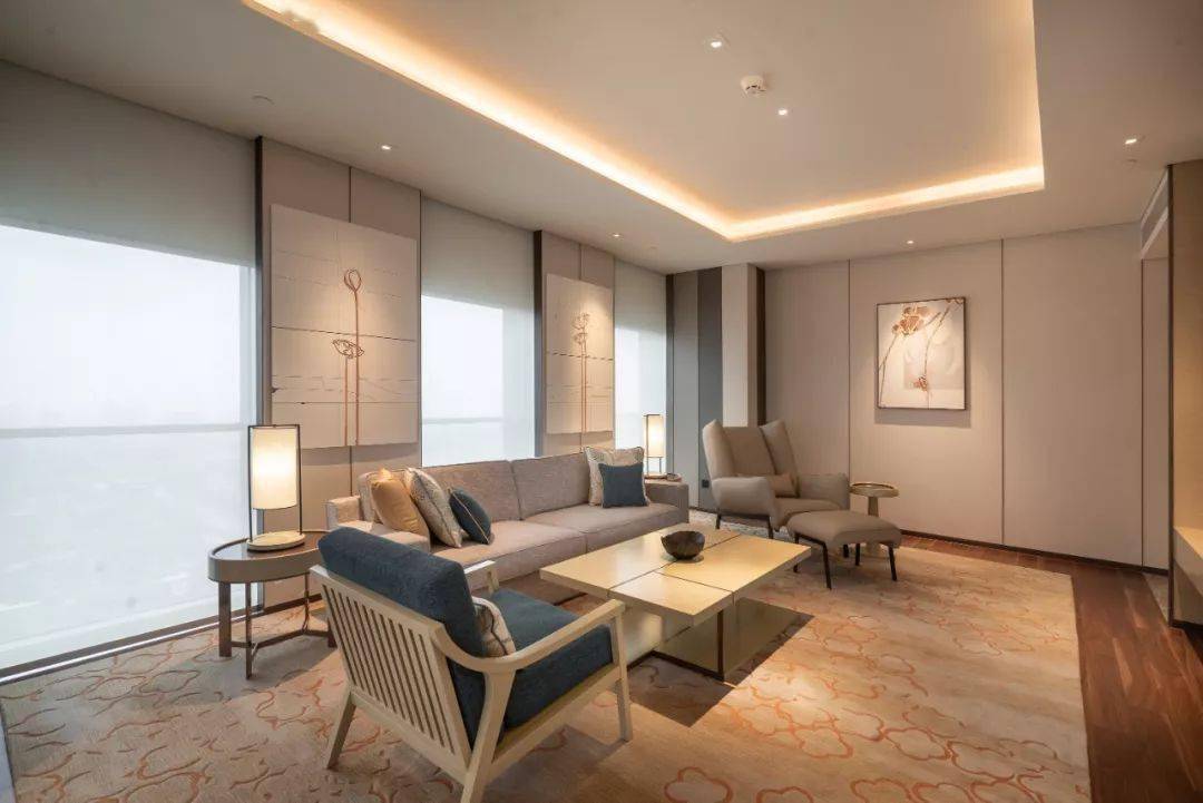 租吸氧机怎么收费¥699起睡云端凯悦酒店，打卡上海最美图书馆&网红剧院！_https://www.jmylbn.com_新闻资讯_第46张