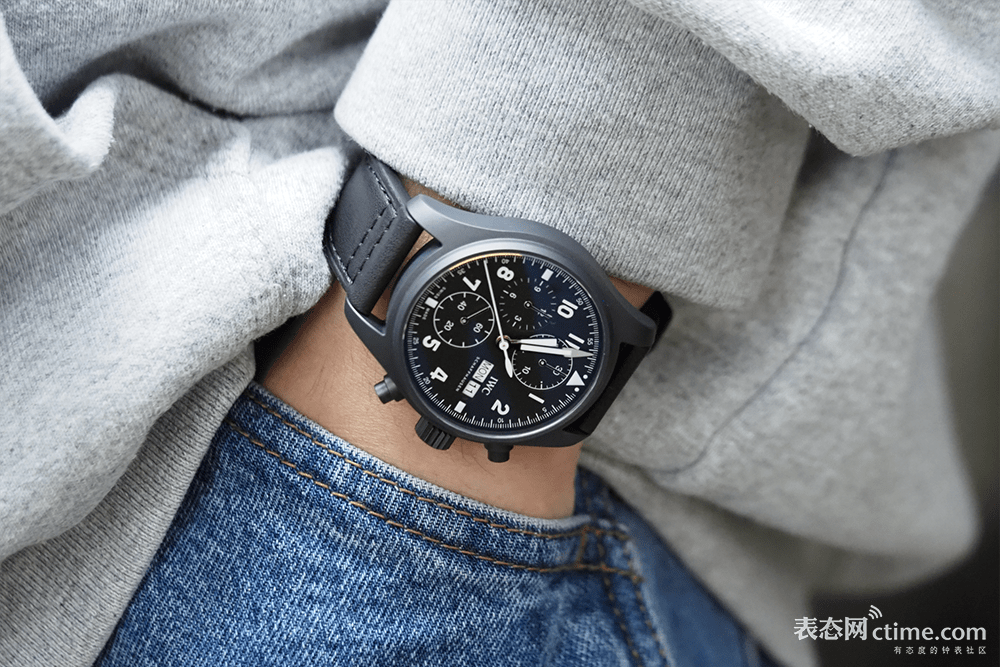 表态头条 | 万国"致敬3705"特别版,你会选新还是旧?