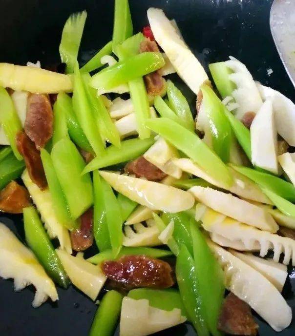 今年春笋怎么做从挑笋储存到油焖清炒腌笃鲜看这一篇全搞定