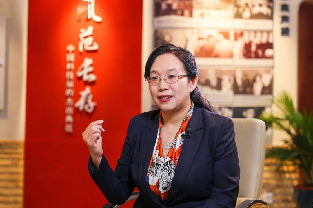 赵红卫委员建议:铁路要与城市轨道交通融合发展