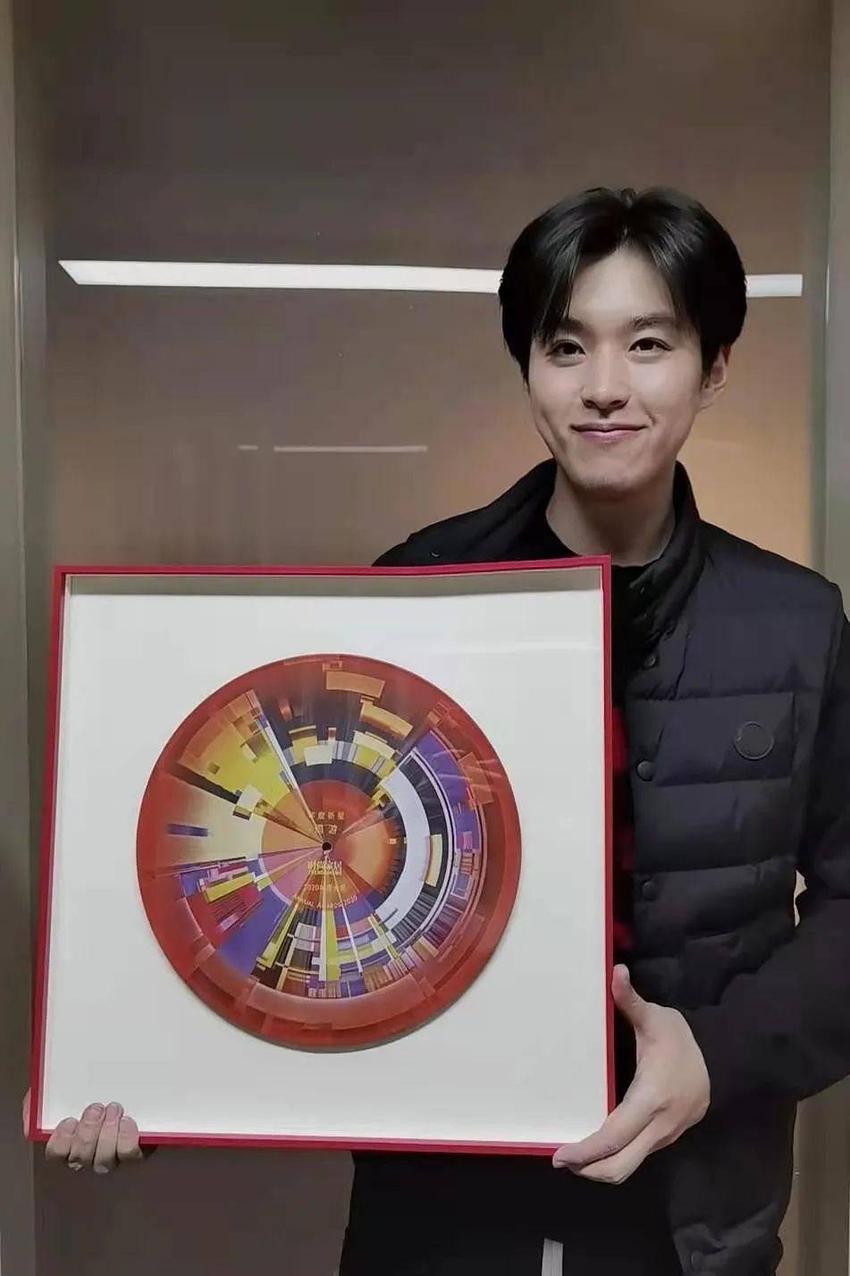 年度私人空间设计师宋夏,以现代致敬经典,梵高《星空》中的绚烂光影