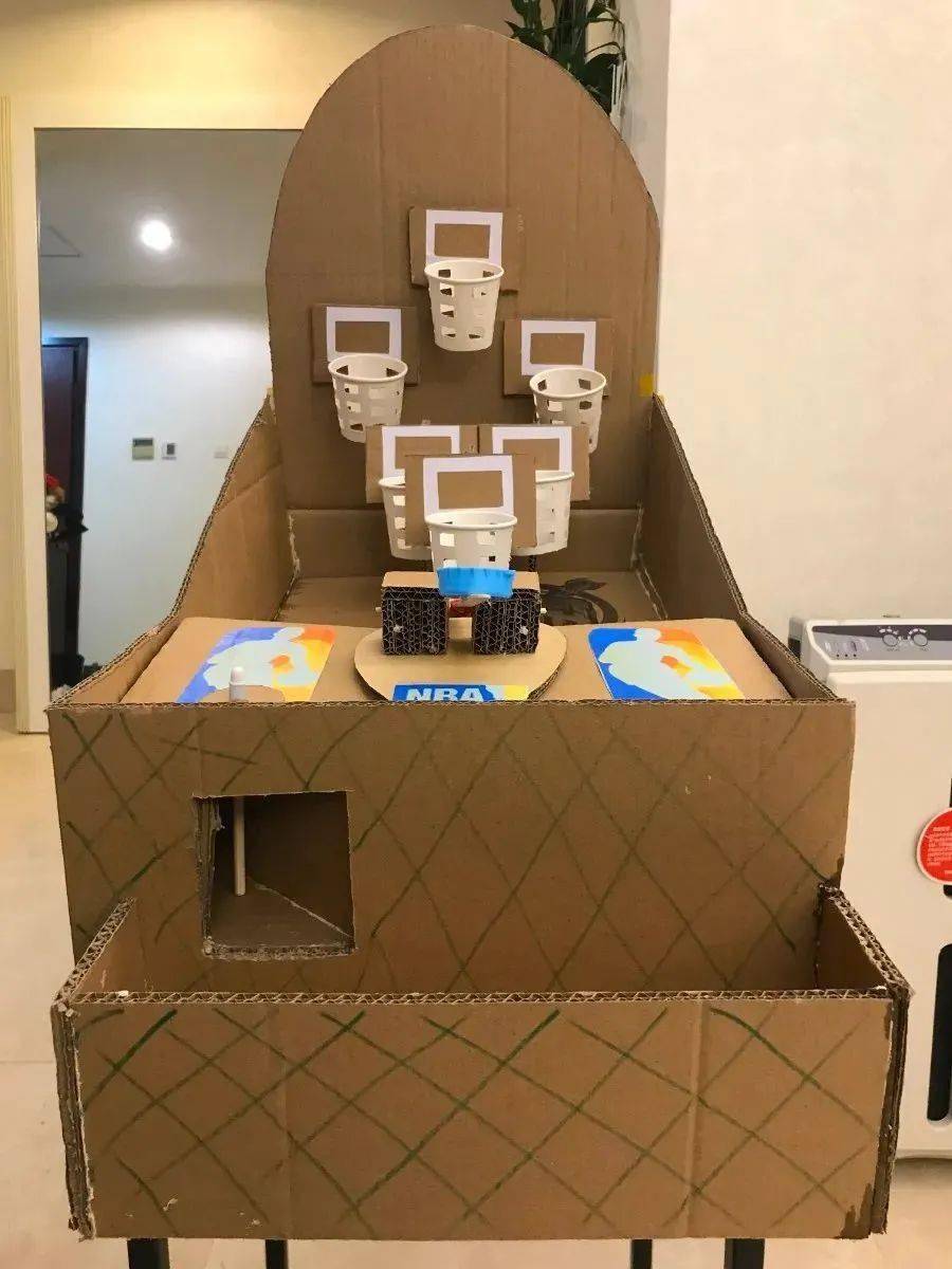 最佳实用作品奖陈昌昊《投篮游戏机》北京市星河实验小学让我们一起来