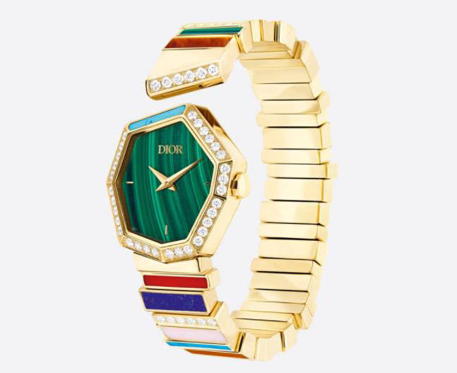 两年前的gem dior顶级珠宝系列,运用了大量的彩色宝石,打造出同一色调
