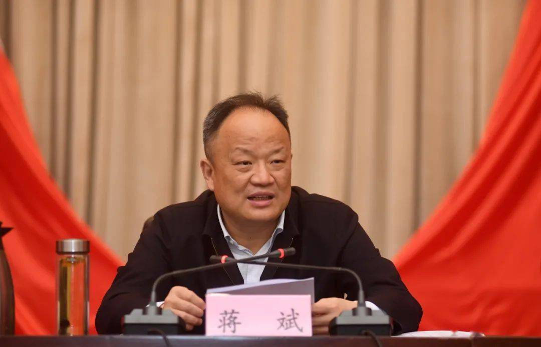 曾萍,赖国根,卢伟平,徐鸿,李新华,李瑞峰,张家良,肖铁军等市委,市人大