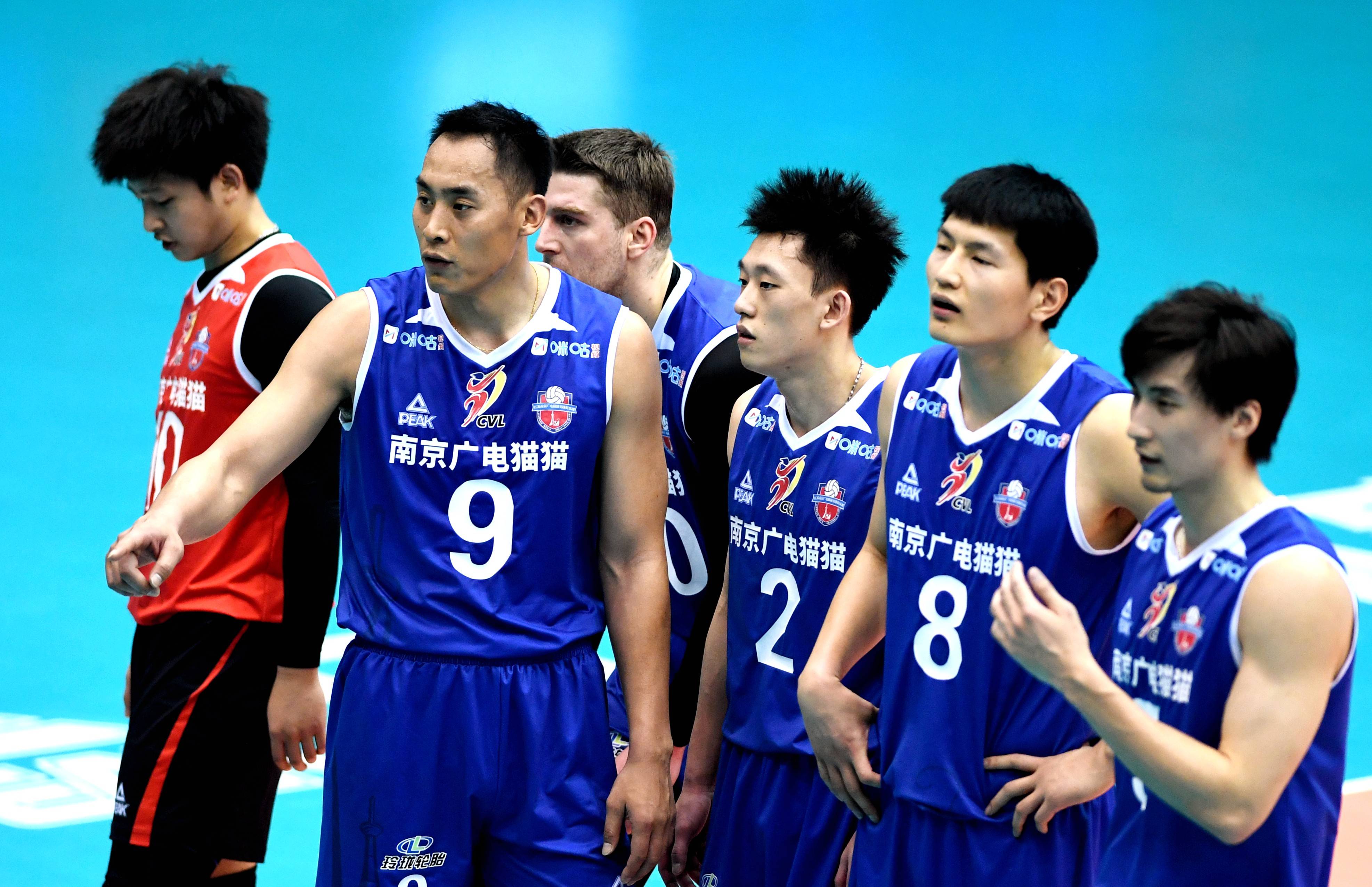 排球——男排超级联赛:江苏胜河南