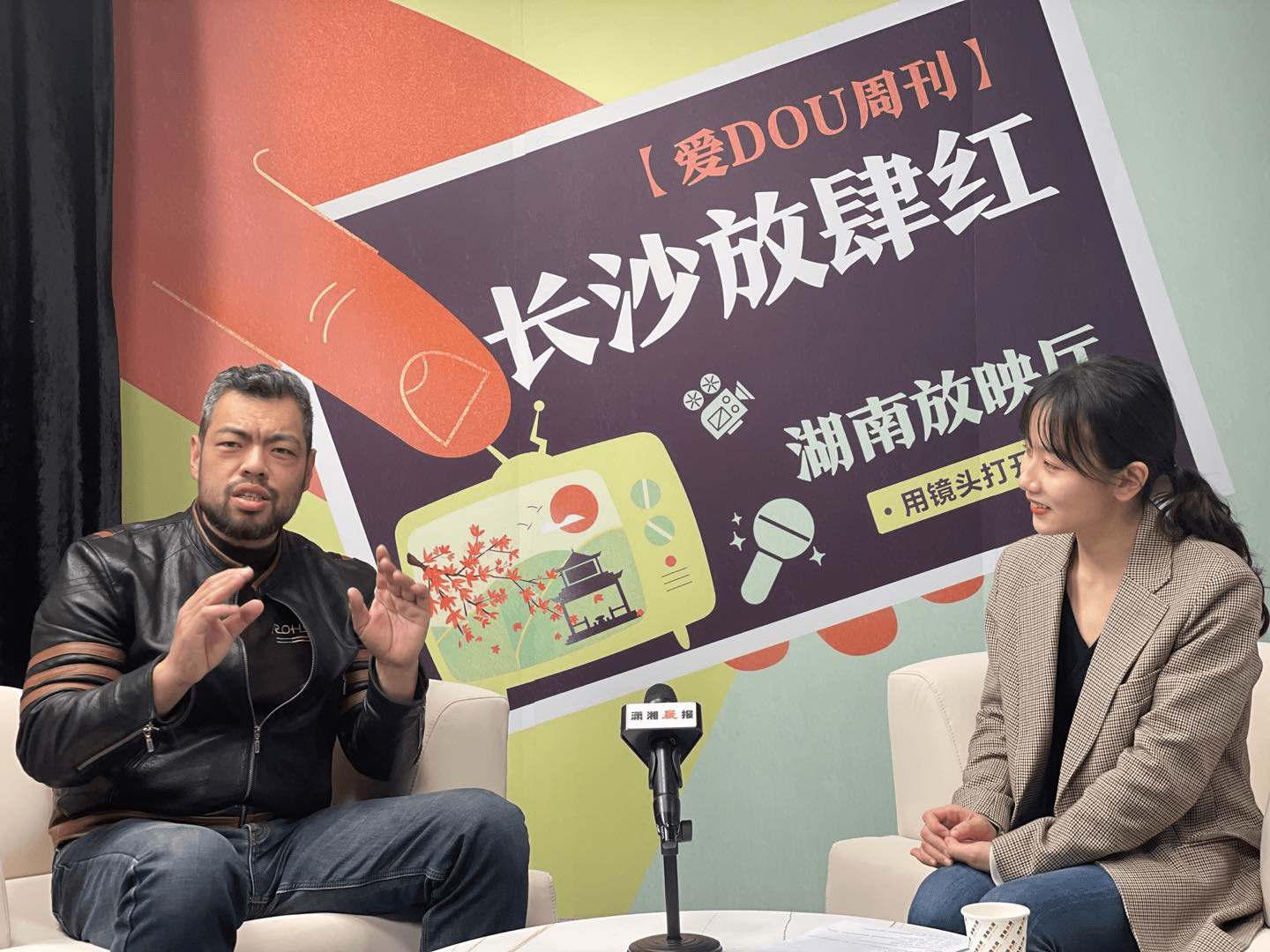 非凡脑洞的自媒体创作者"疯狂特效师":梦想让民族文化再次"疯狂"_余巍