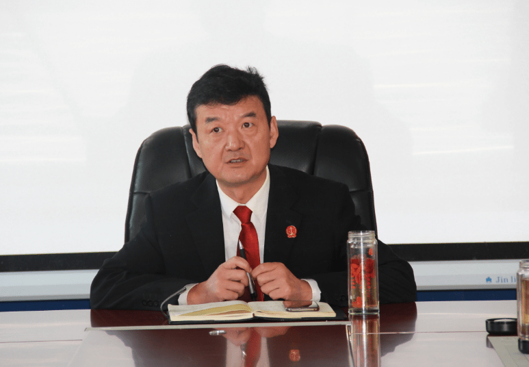 马亚军院长要求:一是强化责任意识,全体法官干警要树