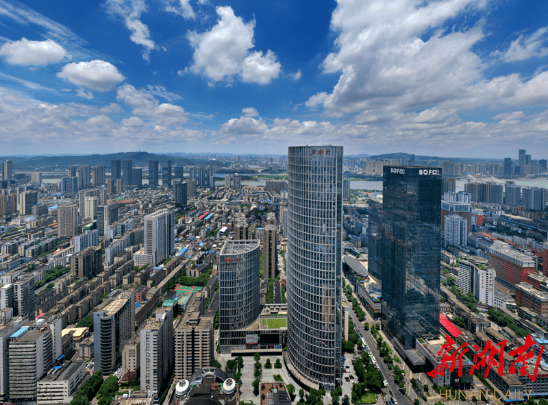 湖南日报首席记者 郭立亮 摄湖南广播电视台集中全台资源办新媒体