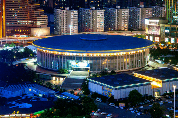 除了王励勤逆转马龙,你还记得哪些发生在万体馆的传奇?| 上海体育地标