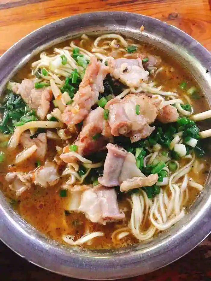 南宁这几家粉店是许多人的首选!_老友粉