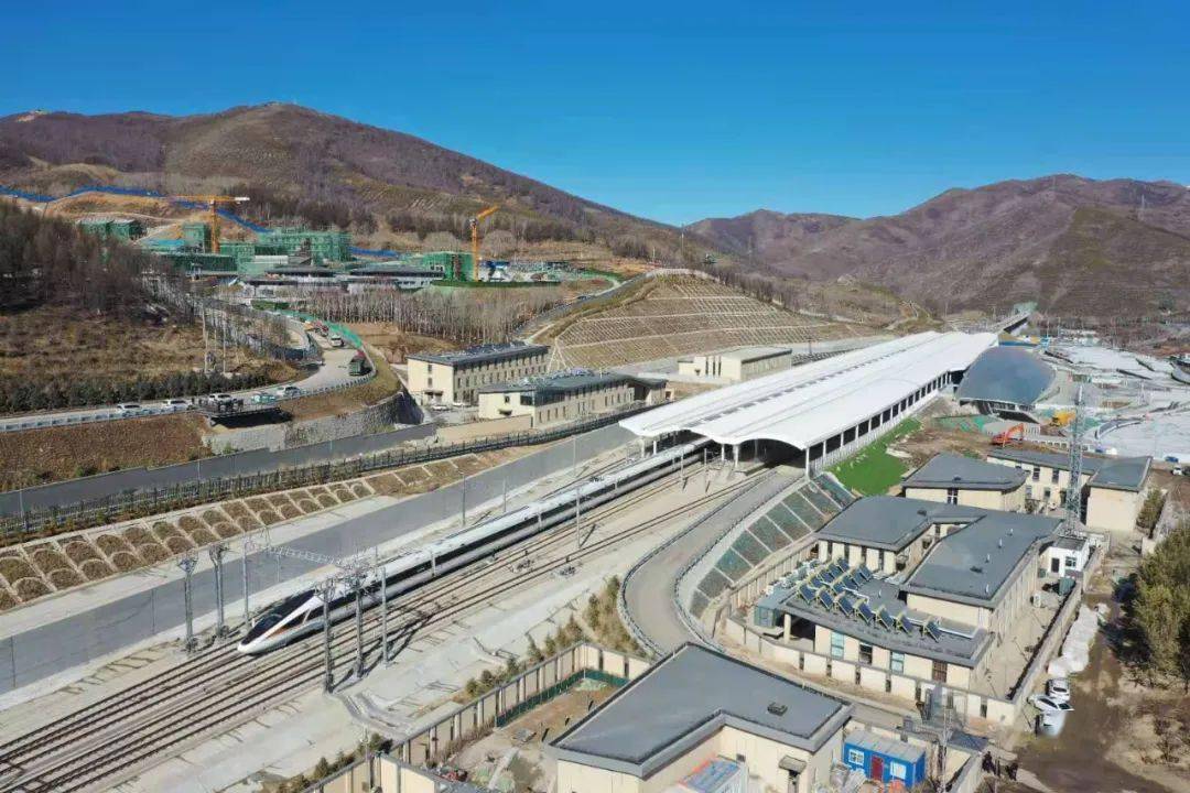 张家口这个高铁站客运枢纽启用啦!一公交线恢复运营,途径……_太子城