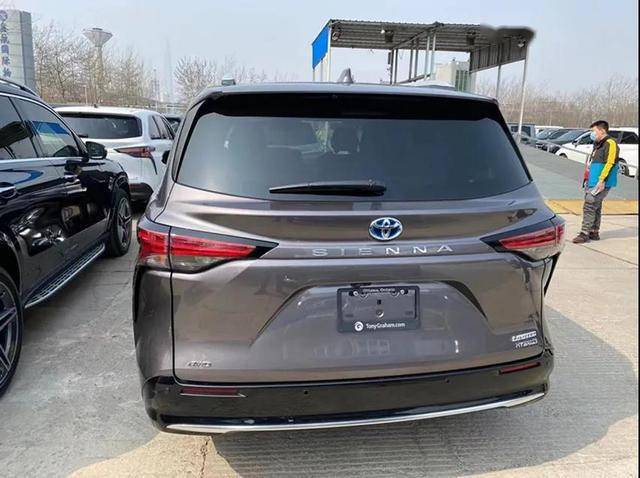 赛那高顶版2026款 a79bdd0c547d4036a5dc4f943cd09010.jpeg