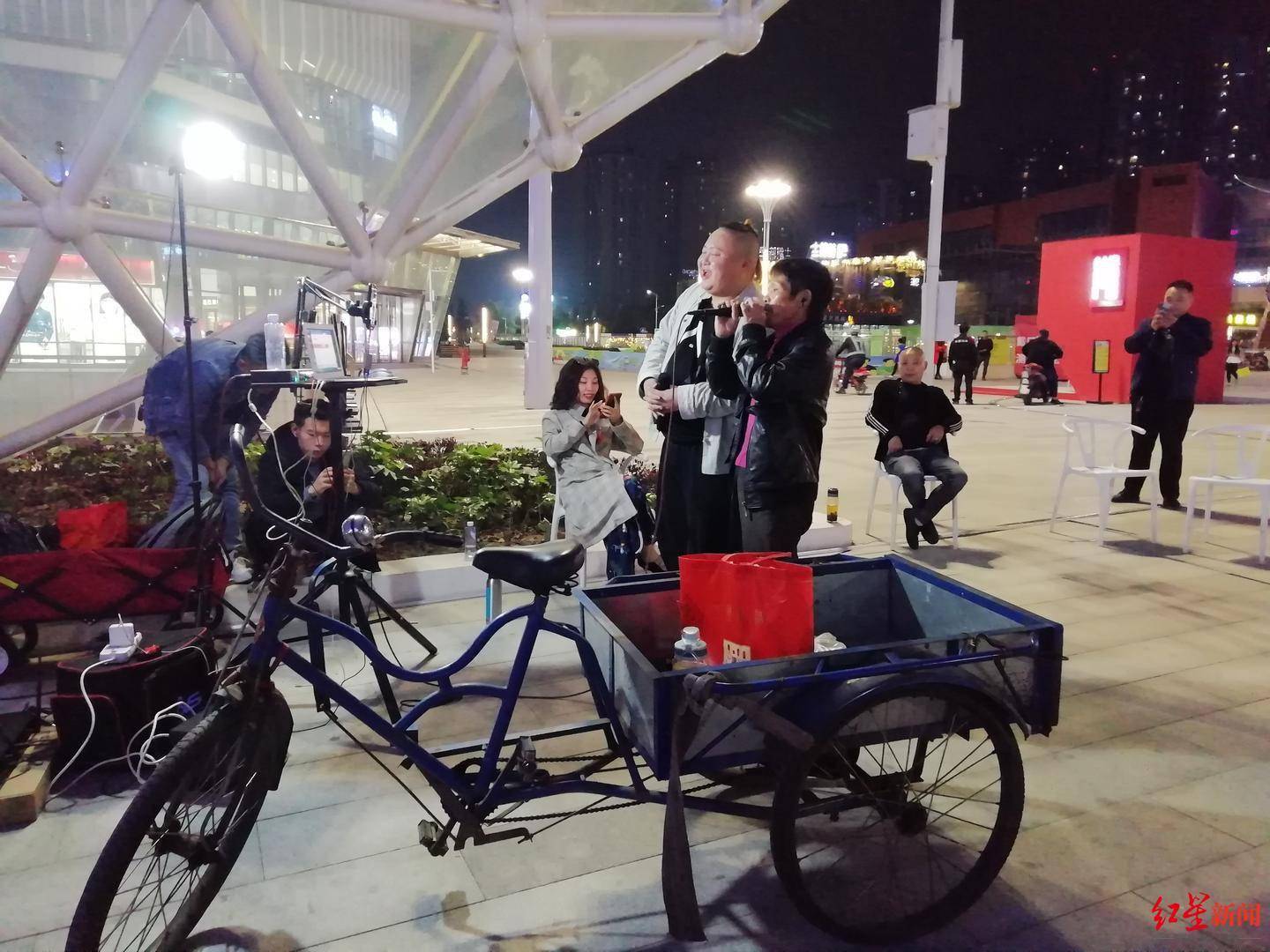 主播盐都凌汤圆的演员坎坷路就算做咸鱼也要做最咸的那条