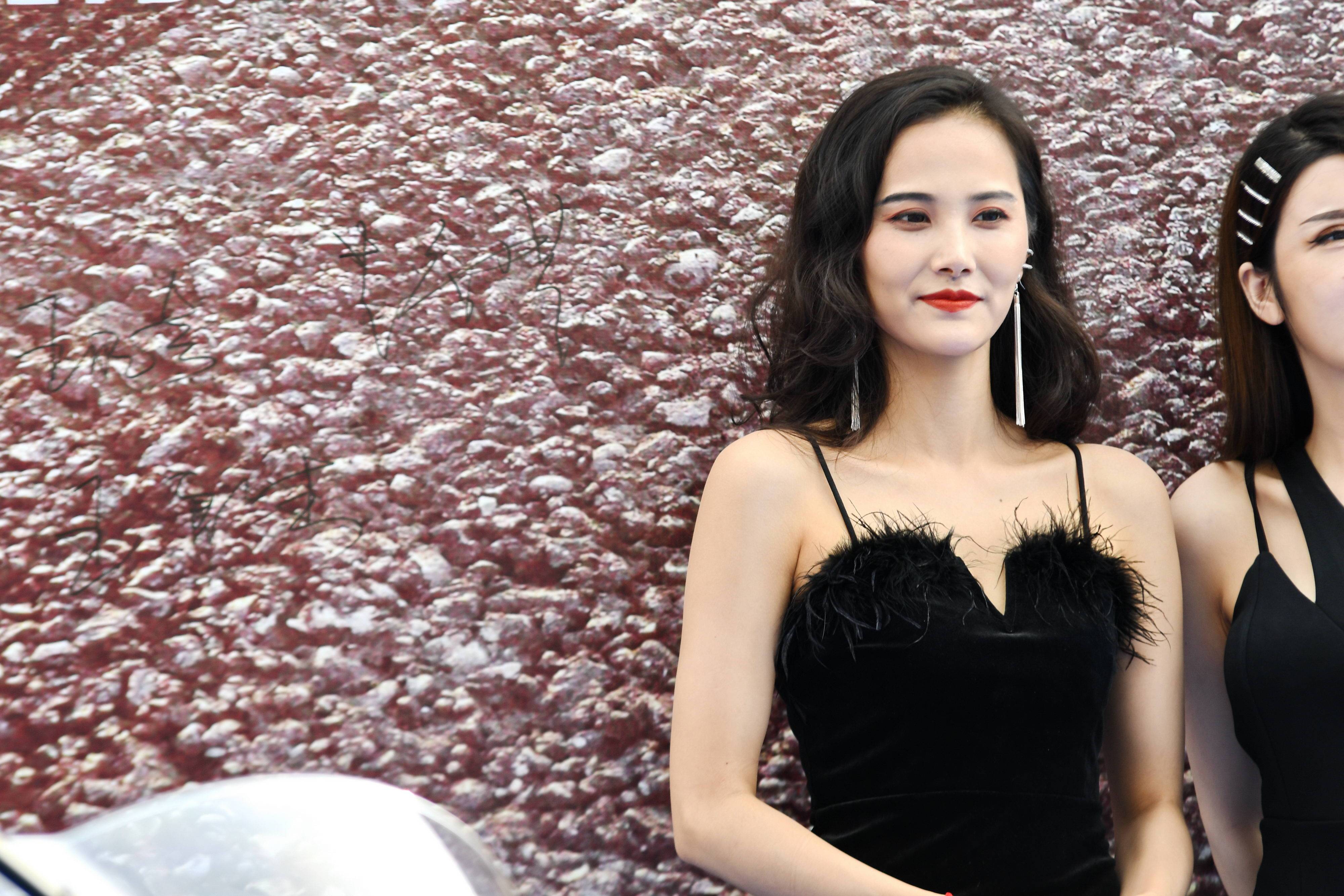 宝马摩托佛山千里驹服务中心开幕美女与豪车