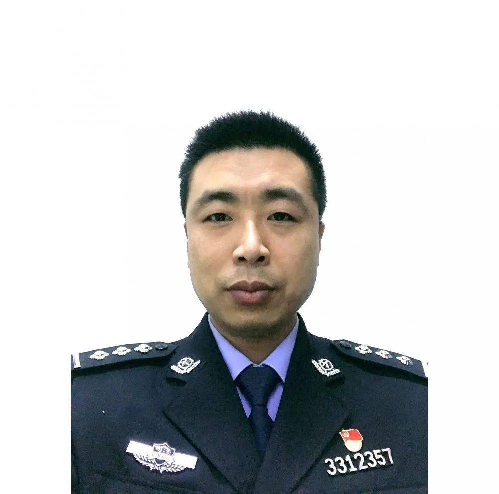 刘建升,男,1982年4月出生,中共党员,现任省十里丰监狱医院副院长,二级