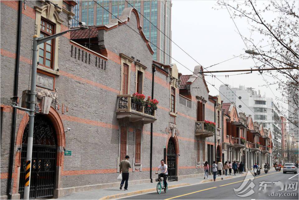 张园西侧脚手架拆除 百年弄堂风貌改造初露真容