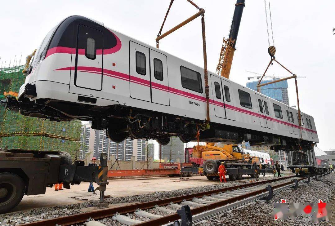 16号线芙蓉红亮相武汉地铁已经集齐11种颜色