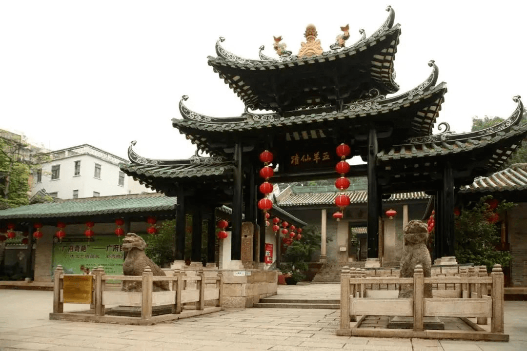 南粤先贤馆详尽展现了秦汉至辛亥革命时期共56位造福国家,造福民族