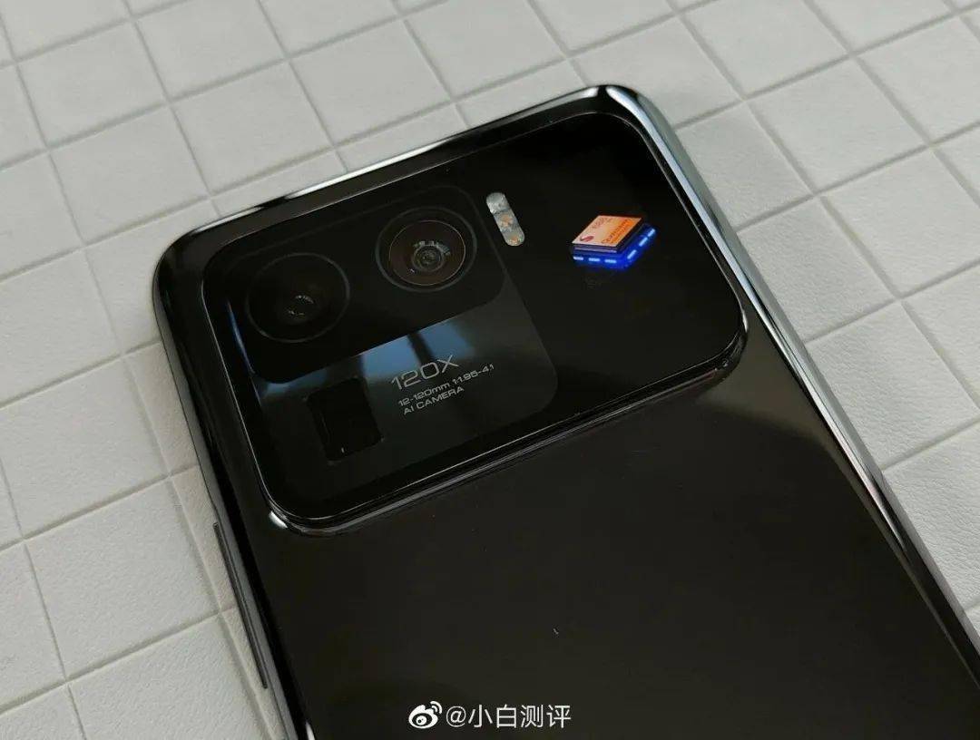 【搞事】小米11ultra智窗副屏还能这么玩 一秒变身大牌加持