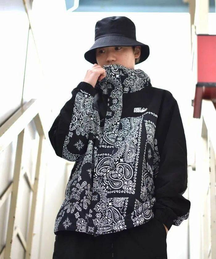 tnf雪山打版目标,first down"腰果花"冲锋衣曝光限量发售!