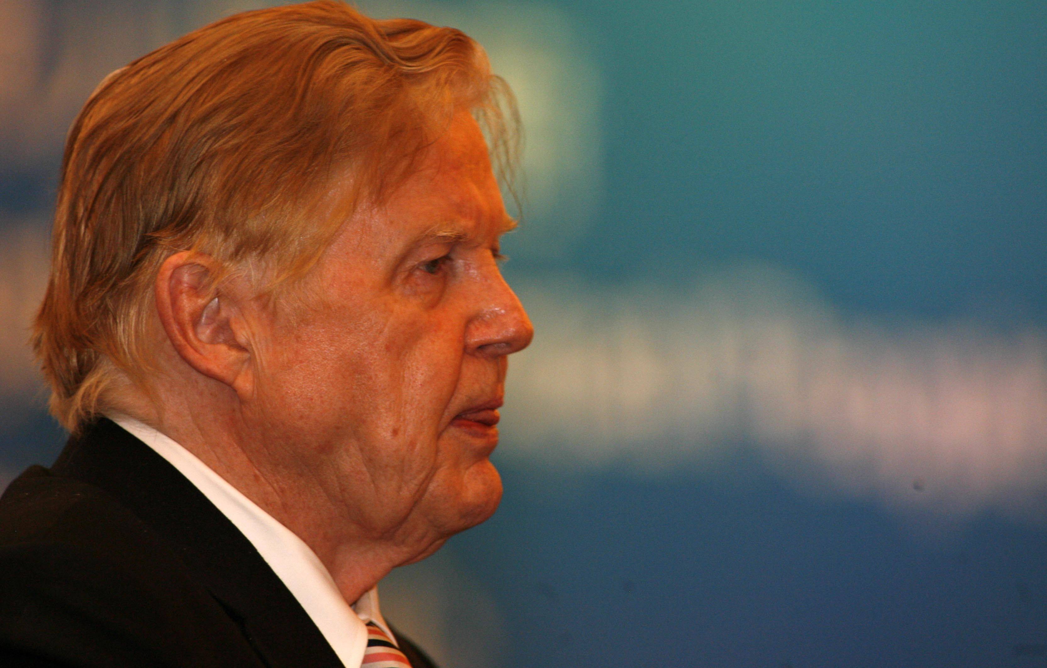 "欧元之父"蒙代尔去世:曾获北京永久居留证,并考虑定居中国