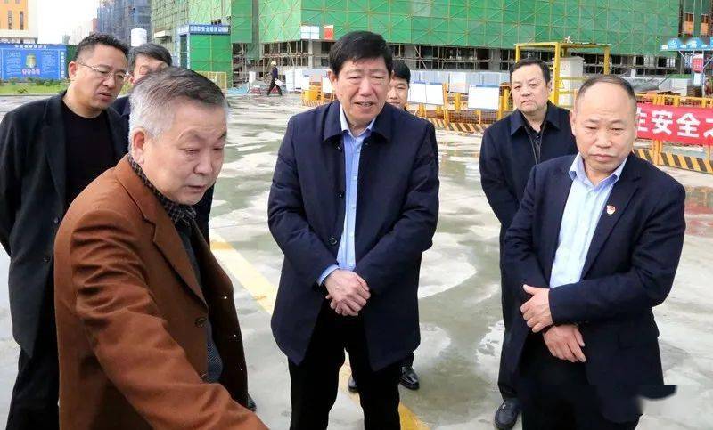 (漯河教育全媒体记者 克勤 范斌)4月6日,副市长栗社臣调研城区在建