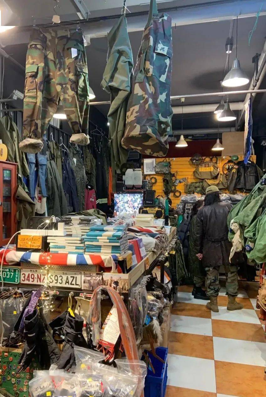 京城硬核阿美咔叽杂货铺整个店都是宝藏