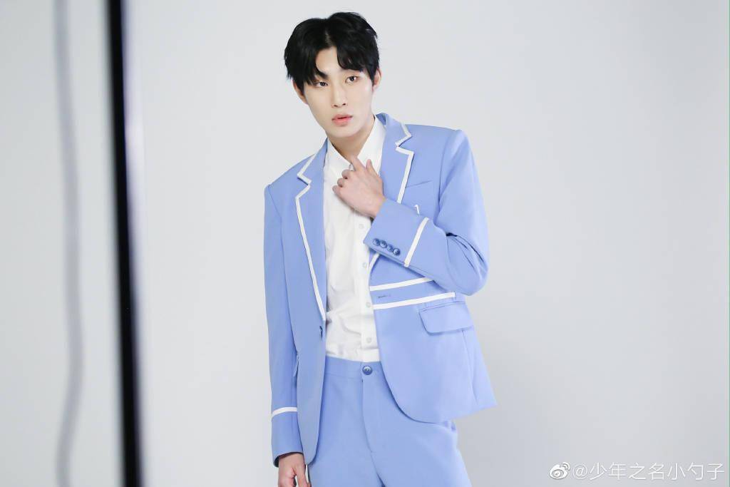 在韩国训练过3年,参加《少年之名》没出道,创4排名进入出道位_奥斯卡