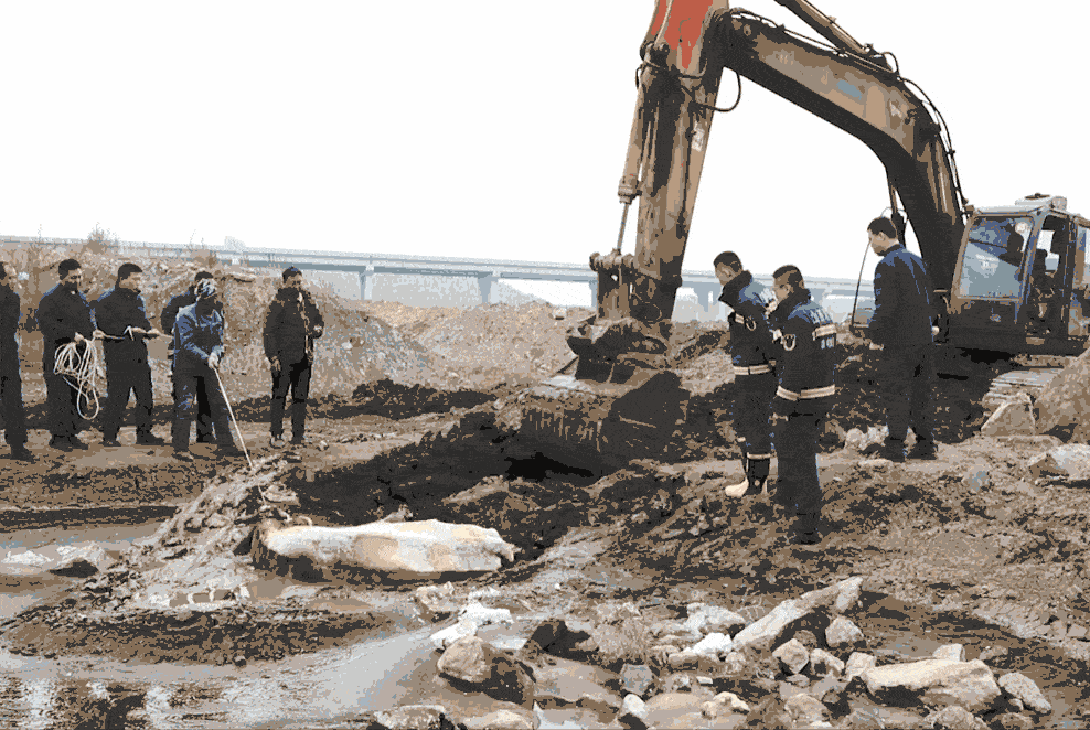 东风煤矿救援图片