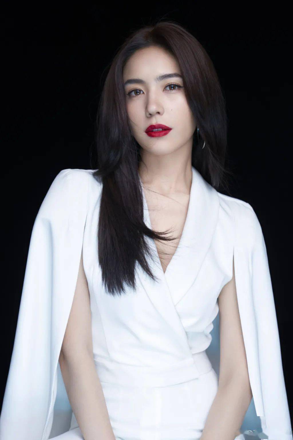 《爱的理想生活》夏若妍:在香氛中捕捉角色 | hb星专访_丁荟桥