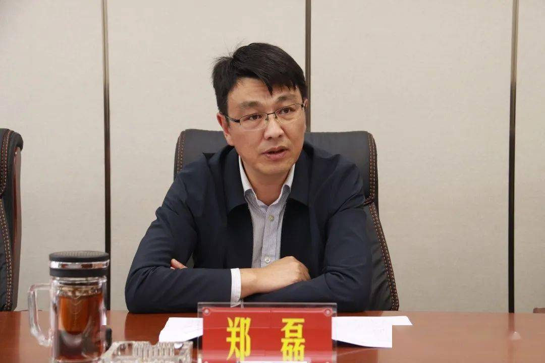 郑磊强调,渝昆高铁建设,对改善盐津交通条件,推动盐津融入成渝经济圈